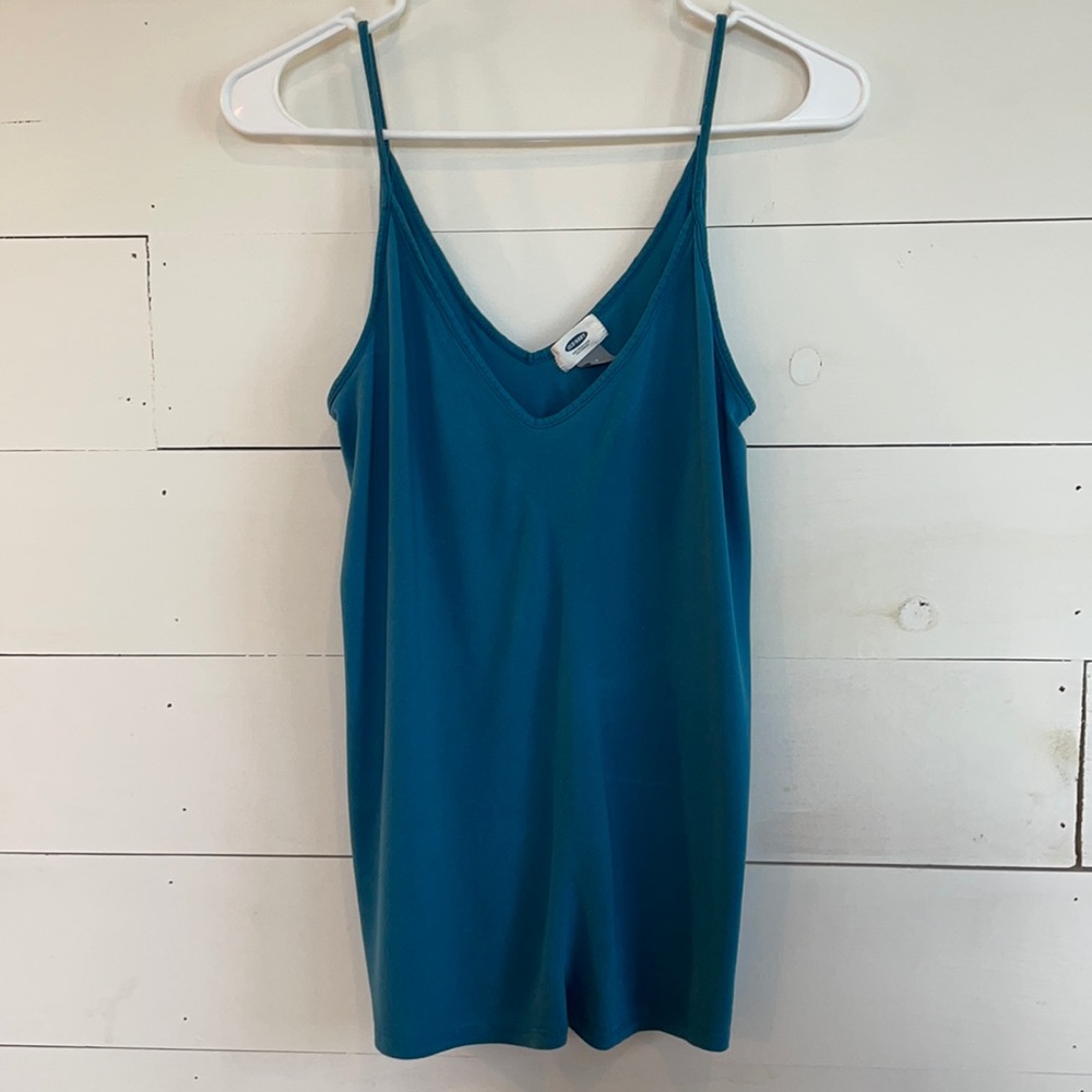 NAVY BLUE TANK TOP!